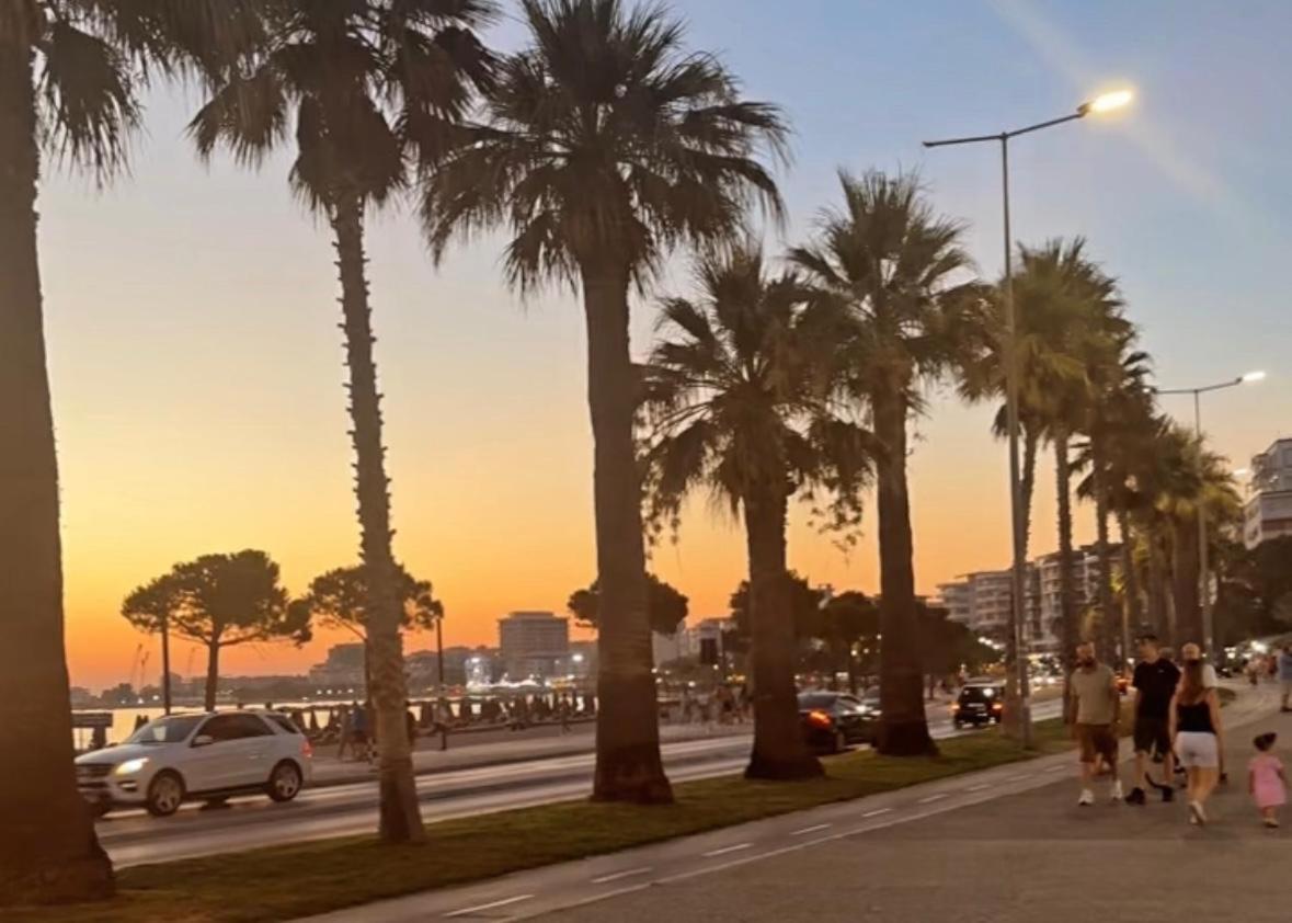 Durres Strand Direkt Am Meer 外观 照片
